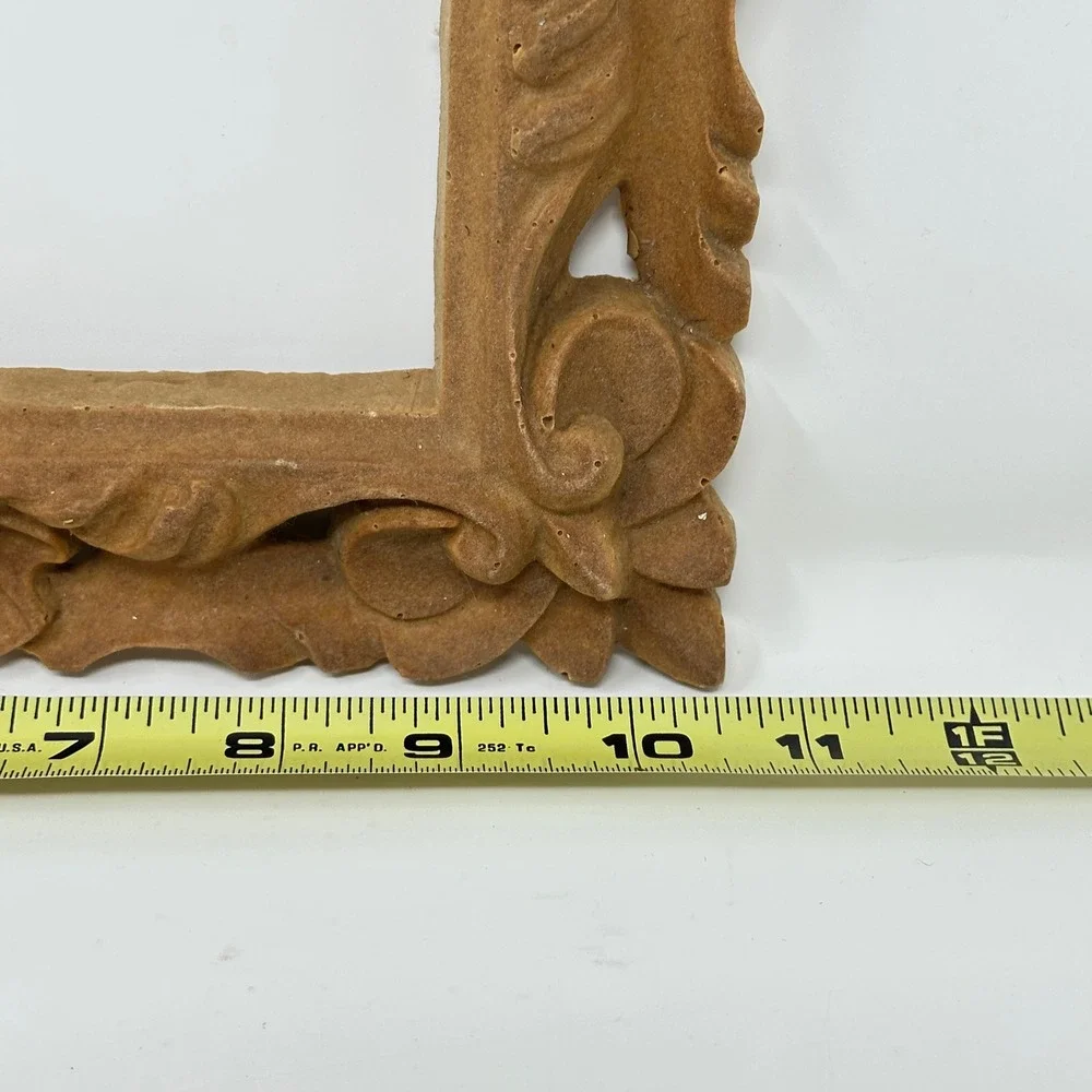 Vintage Ornate Baroque Style Scrollwork Picture Frame Brown Resin 10.5x12.5